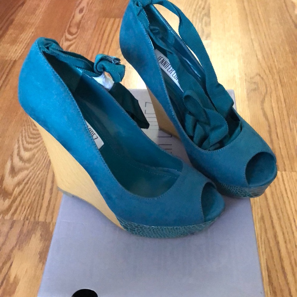 🔥JLO Sophia Teal Wedge🔥